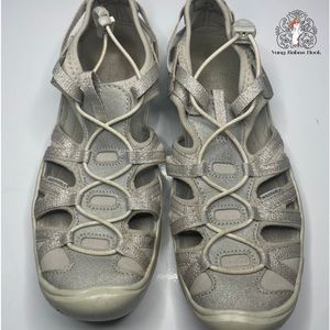 Keen Silver Drawstring Washable Sandals Big Kid Size 4 PRELOVED